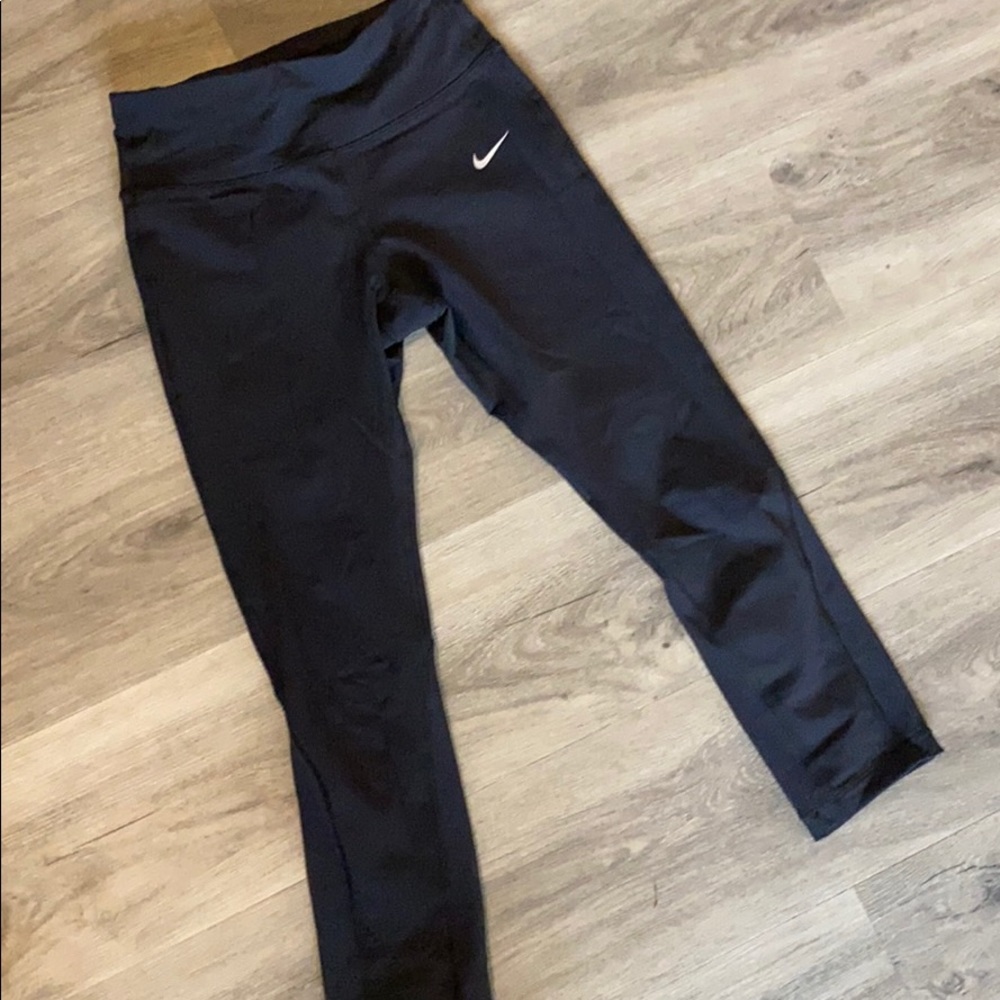 Nike dri-fit leggings (never worn!!!)